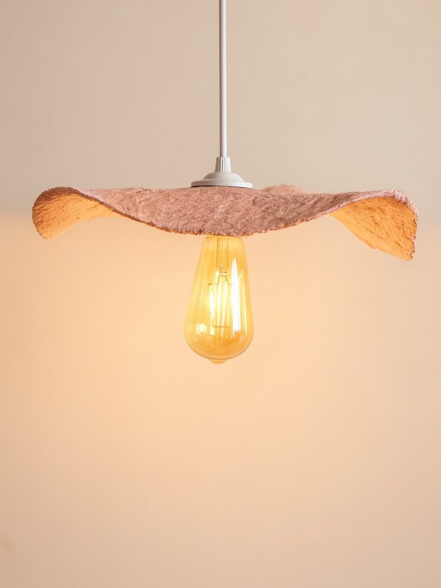 Wave-Edge Pendant Lamp